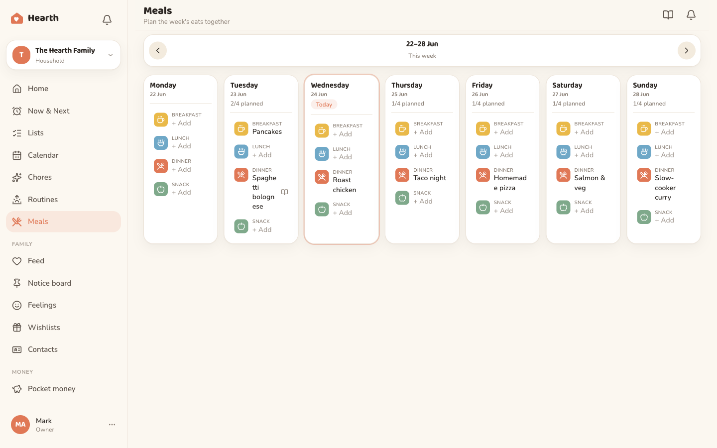 The Oona meal planner on desktop, a seven-day Monday-to-Sunday grid with breakfast, lunch, dinner and snack slots filled in for the week.